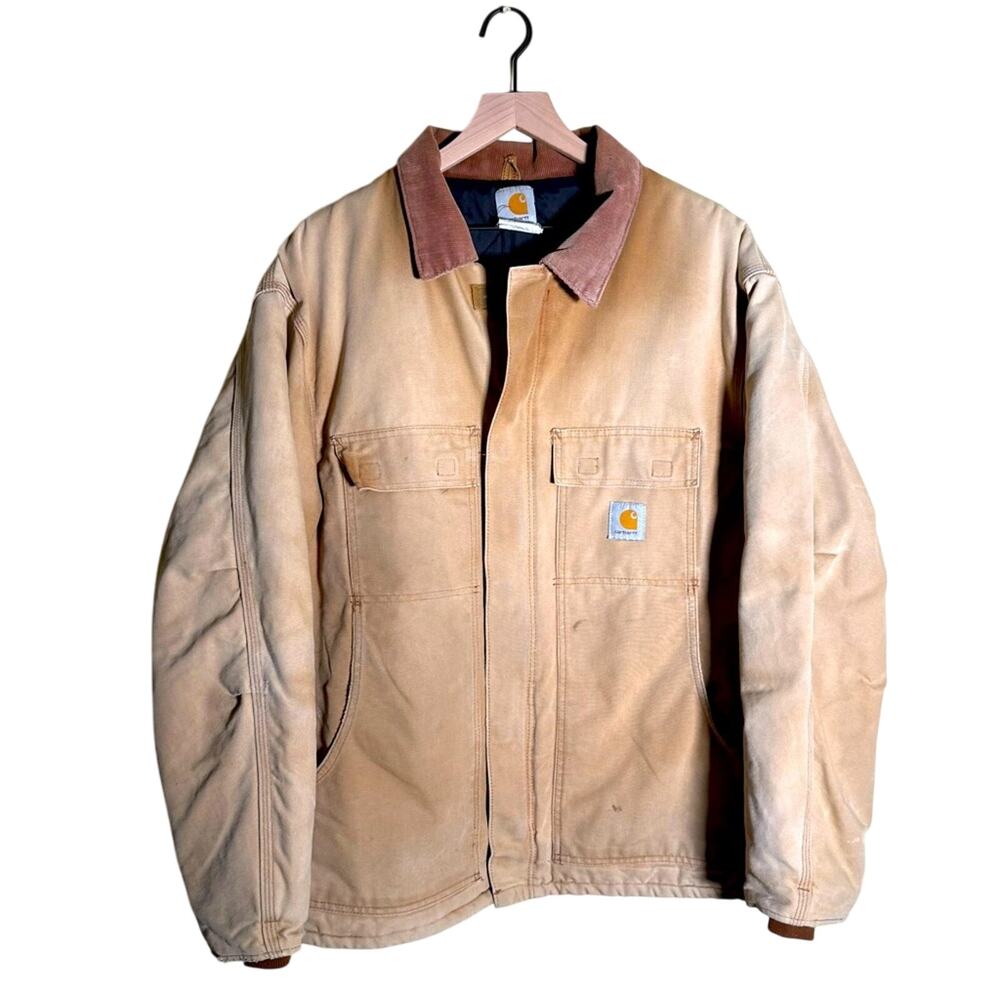 VINTAGE CARHARTT thrashed 90s workwear chore jacket/barn jacket 48 (XL)